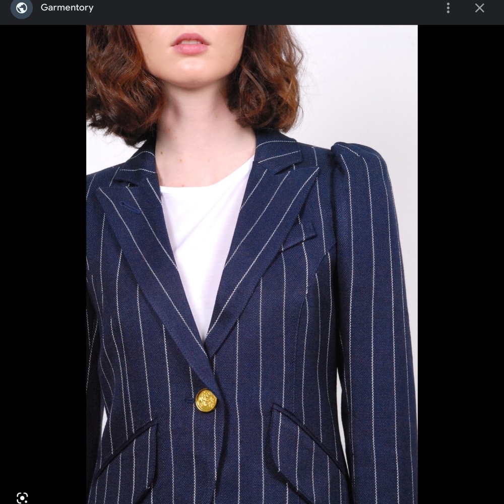 NWOT- Smythe one button pinstripe navy blazer size US 2 *open 2 reasonable offer